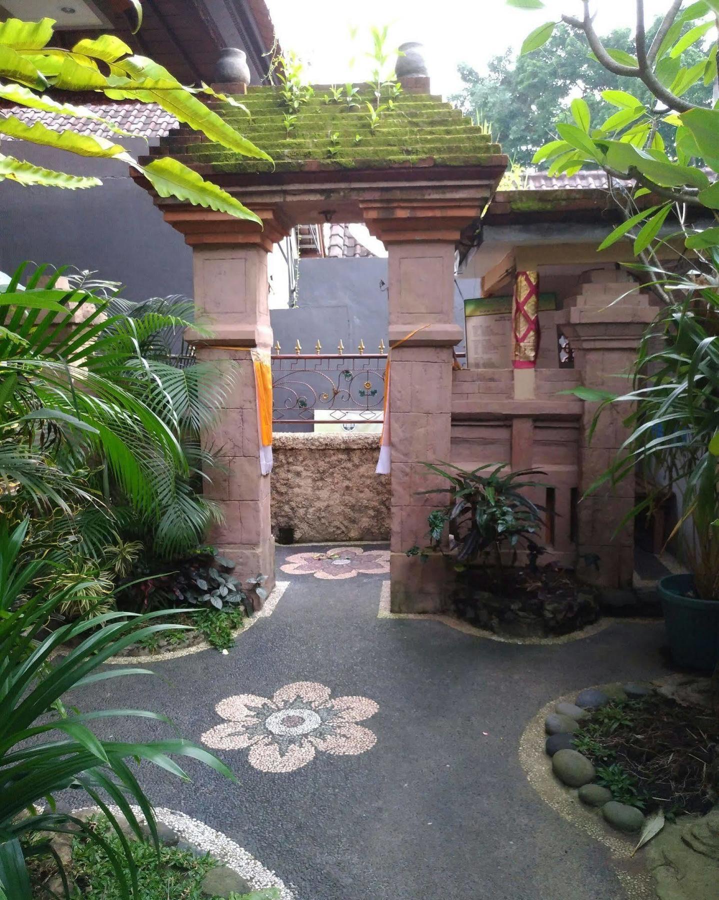 Praety Home Stay Убуд Екстериор снимка